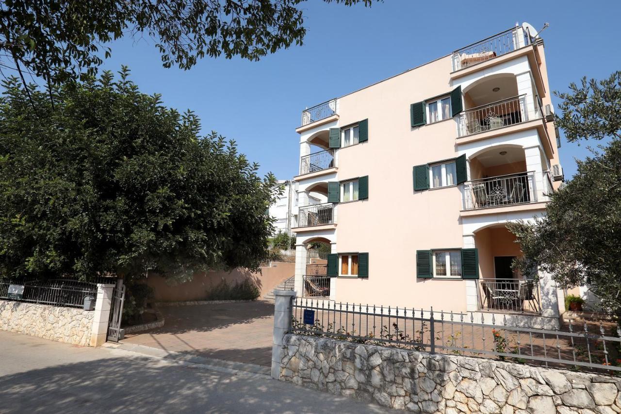 Vila Kuzmanic Trogir Eksteriør bilde