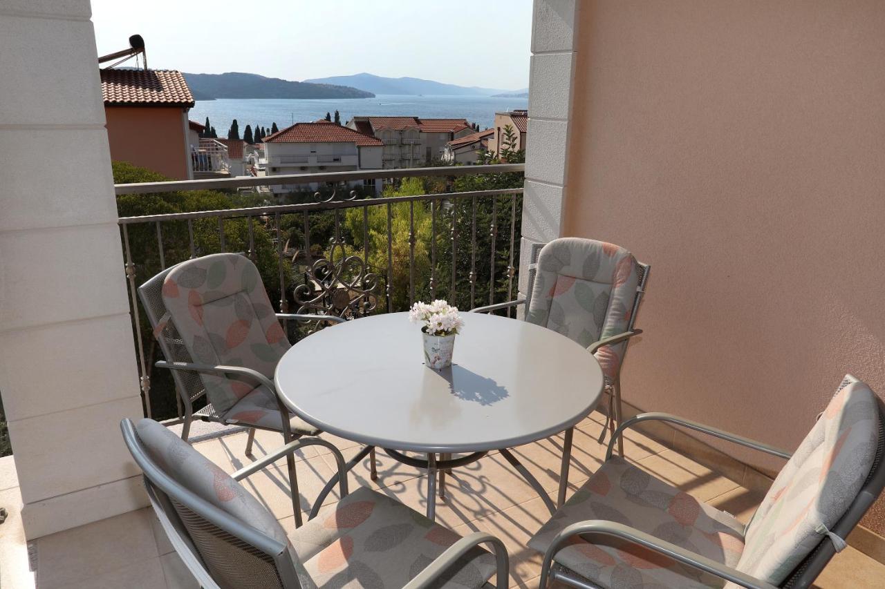 Vila Kuzmanic Trogir Eksteriør bilde