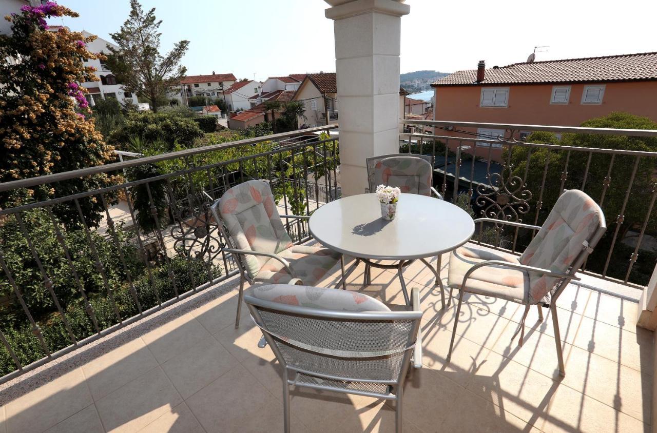 Vila Kuzmanic Trogir Eksteriør bilde